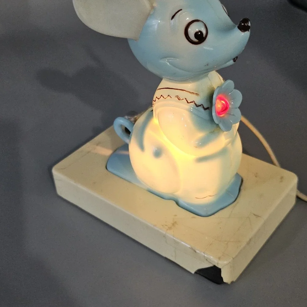 Vintage 50s Mouse Night Light Portable Lamp Made In USA Nursery Grandmacore